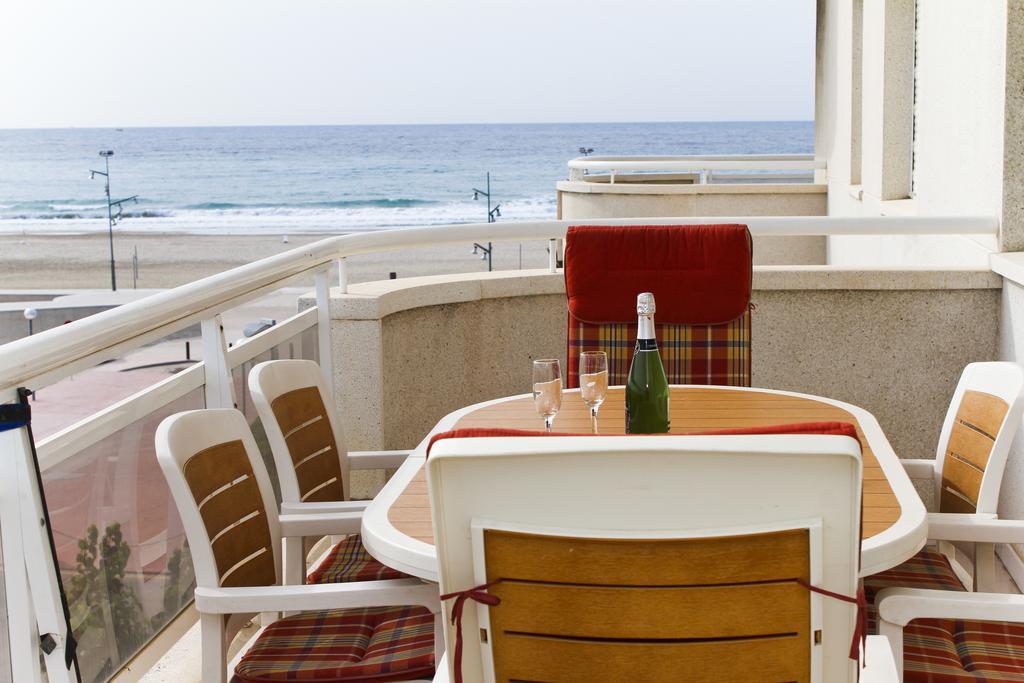 Апартаменты Mar Pineda Planet Costa Dorada